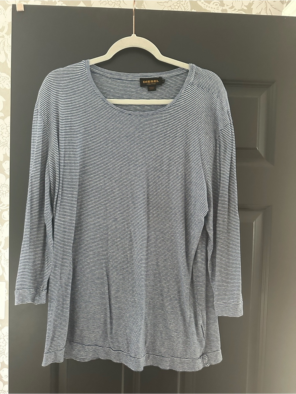 Diesel Men’s XL Long-Sleeved Tee